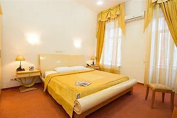 Odessa-mama 敖德萨