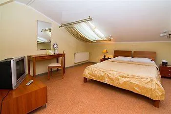 Odessa-mama Hotel 3*